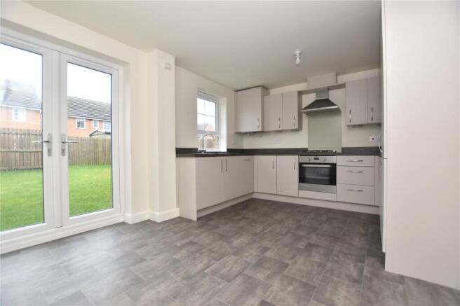 3 bed Semi-Detached for sale Image 4