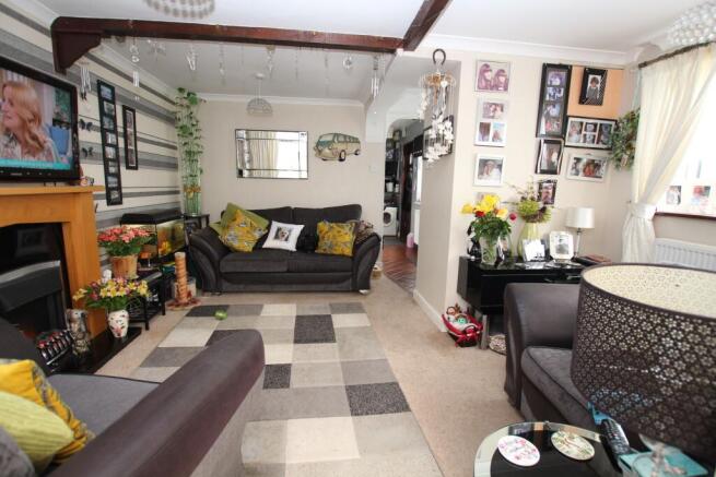 Gorse Way, Jaywick, Clacton-on-Sea photo 2