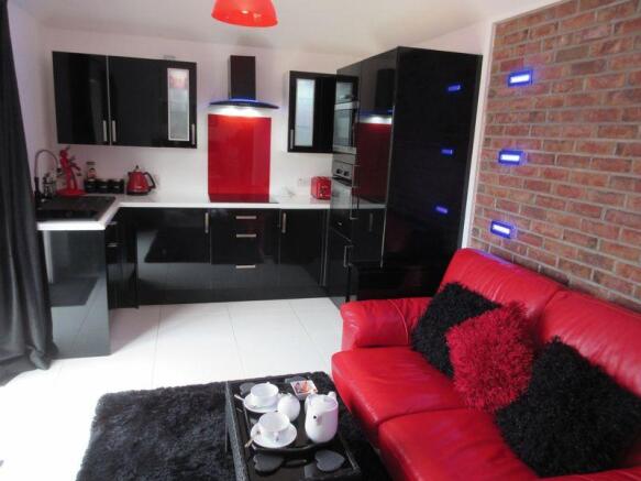 lounge kitchen...