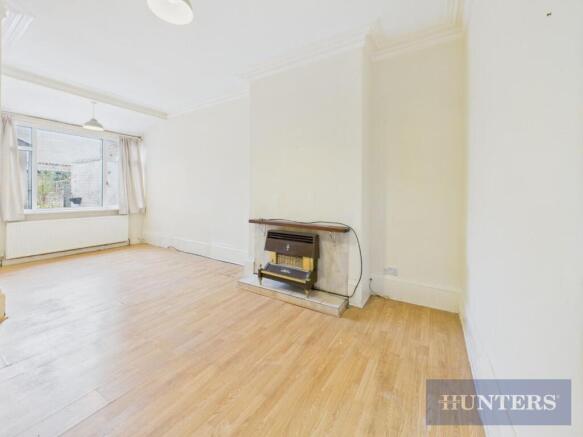 5 bed Terraced for sale Image 6