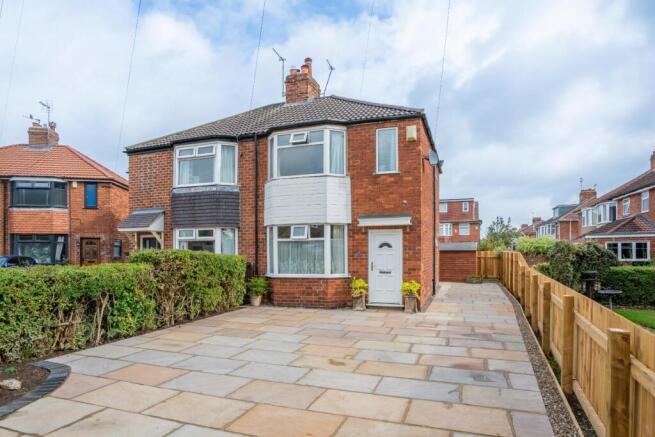 2 bed Semi-Detached for sale in rawcliffe north yorkshire