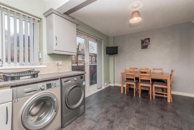 Portland Road, Wortley, Leeds photo 4