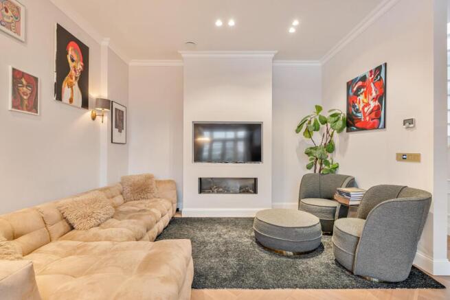 Amsteldijk 143 3 1079 LE AMSTERDAM image 2