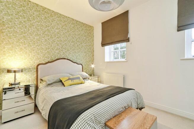 2 bed Flat for sale Image 10