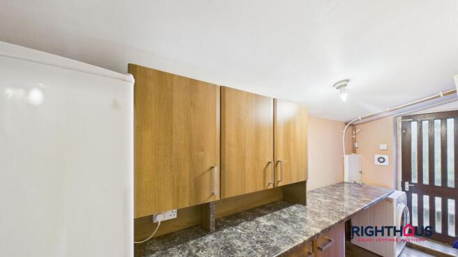 3 bed Not Specified for sale Image 10