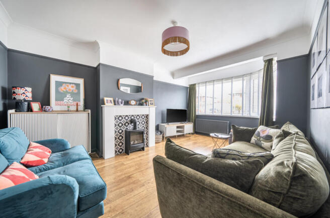 1437652-19-69cbc5...