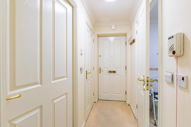 1 bed Flat for sale Image 10