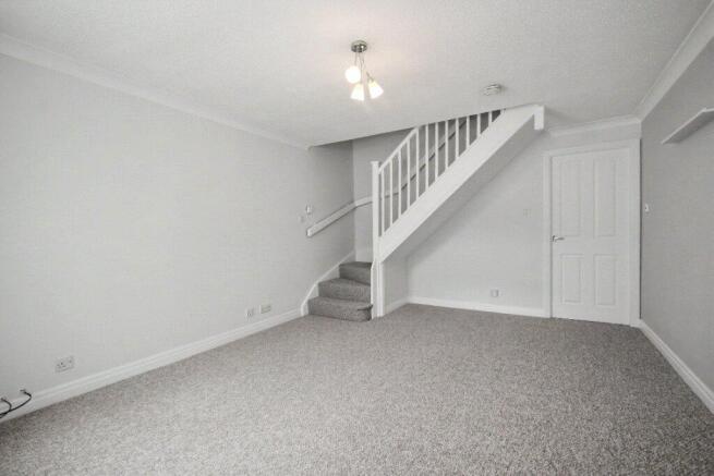 2 bed Semi-Detached for sale Image 6