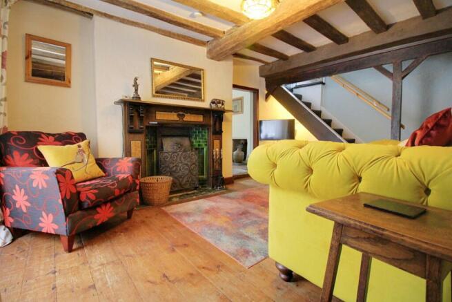 Living Room.jpg