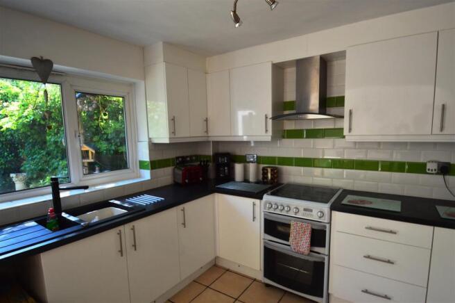 1 Ashbourne Court 033.JPG