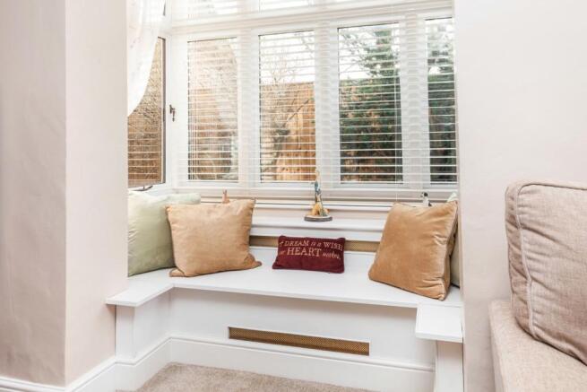 Box bay window