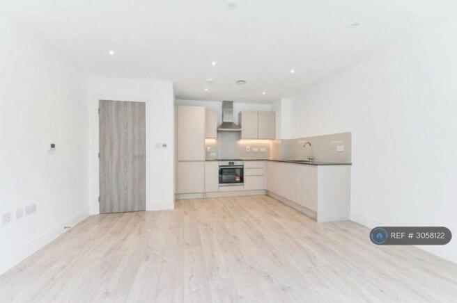 Kitchen/ Living