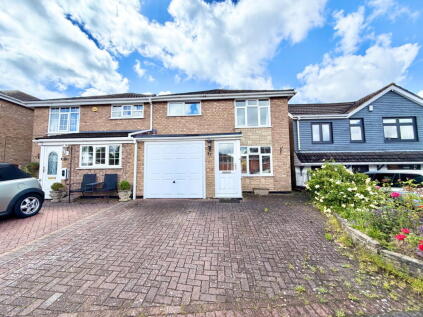 Ravensitch Walk, Withymoor Village, Brierley Hill, DY5 2BY