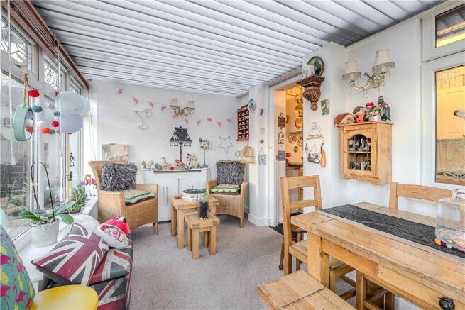 3 bed Terraced for sale Image 7