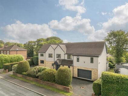 Broomfield Road, Fixby, HD2