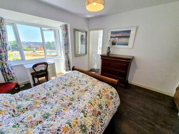 3 bed Terraced for sale Image 8