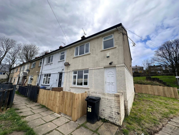 3-bed terraced on Whinfield Drive, Keighley, BD22, £115,000