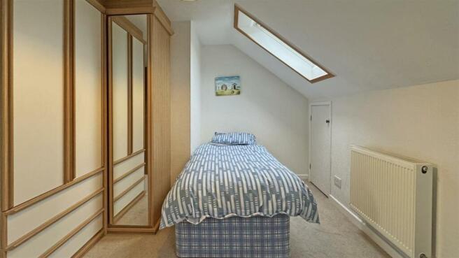 Bedroom 3 2.jpg