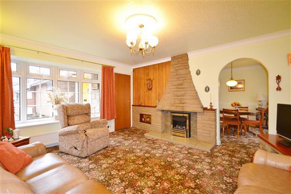 LOUNGE: