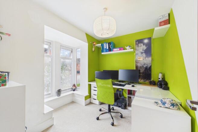 4 bed Detached for sale Image 4