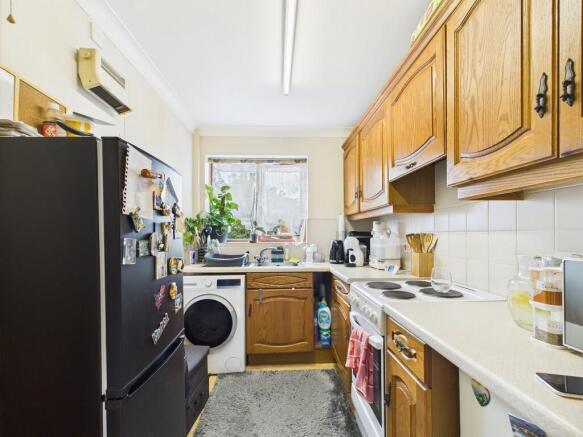 CAM03582G0-PR0116...