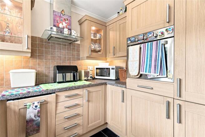 2 bed Retirement Property for sale Image 7
