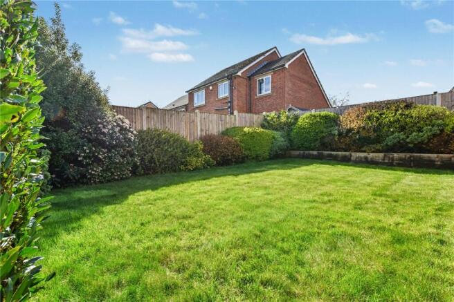 4 bed Detached for sale Image 6