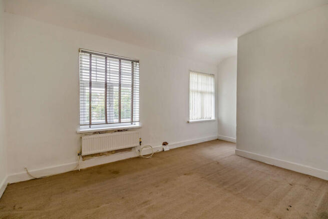 3 bed Semi-Detached for sale Image 8