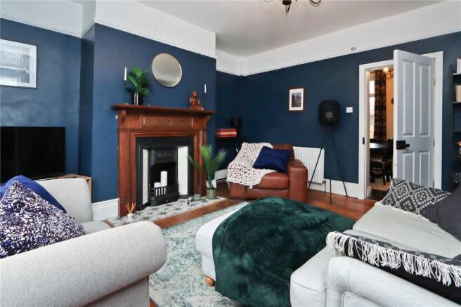 Living Room Pic 1