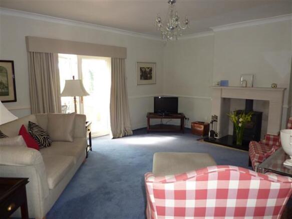 SITTING ROOM