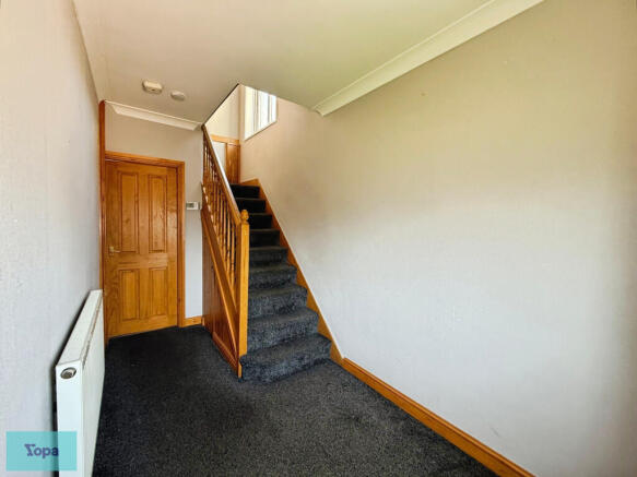 3 bed Semi-Detached for sale Image 6
