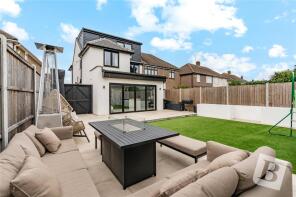 62, Lancaster Drive, Hornchurch RM12 5ST