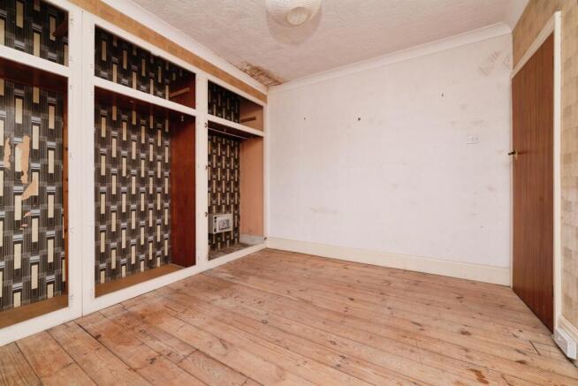 3 bed Semi-Detached for sale Image 12