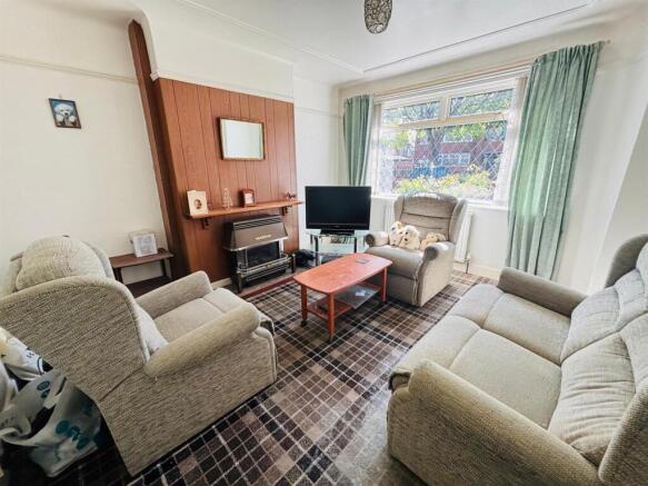 Living Room: