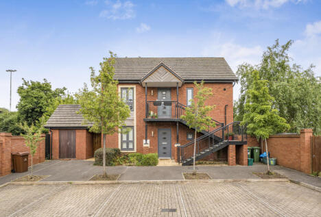 Fort Leney Walk, Cheltenham, Gloucestershire, GL50