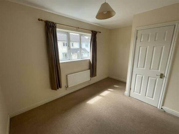 Bedroom 2.jpeg