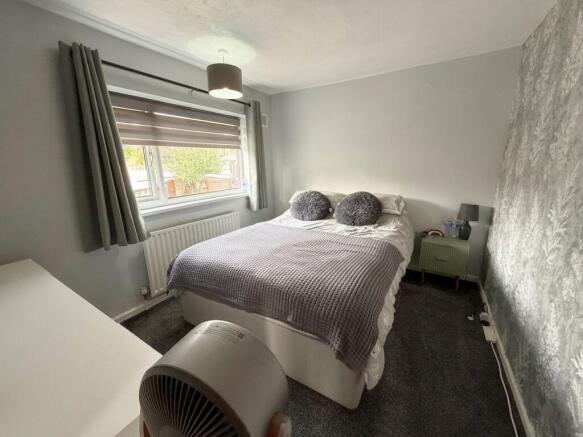 3 bed Semi-Detached for sale Image 8