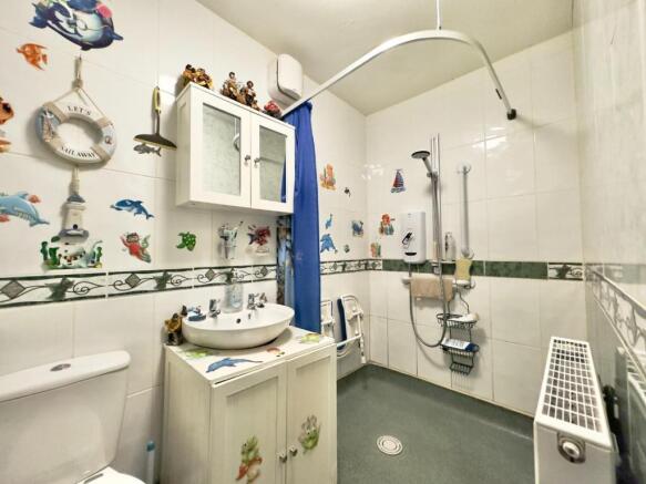 2 bed Semi-Detached for sale Image 9