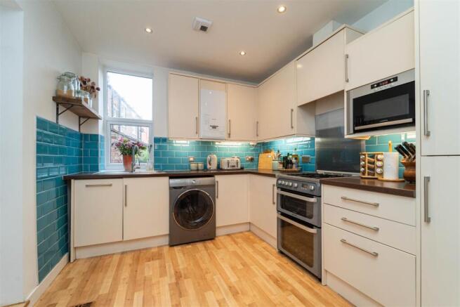 Broadfield Road, Fallowfield photo 4