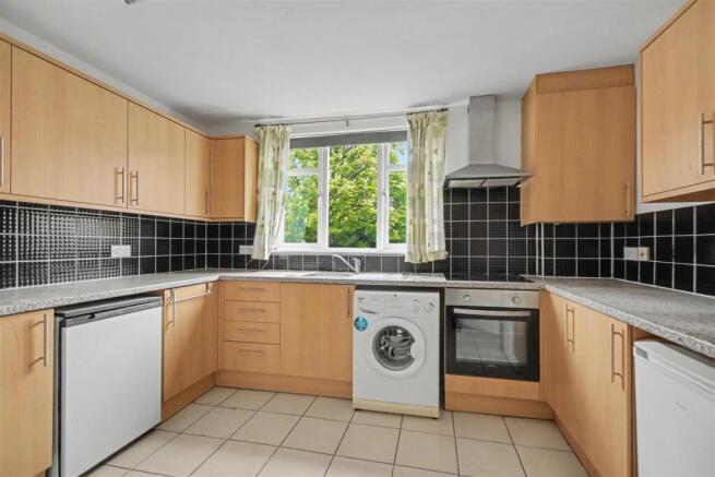 Kitchen_2.jpeg