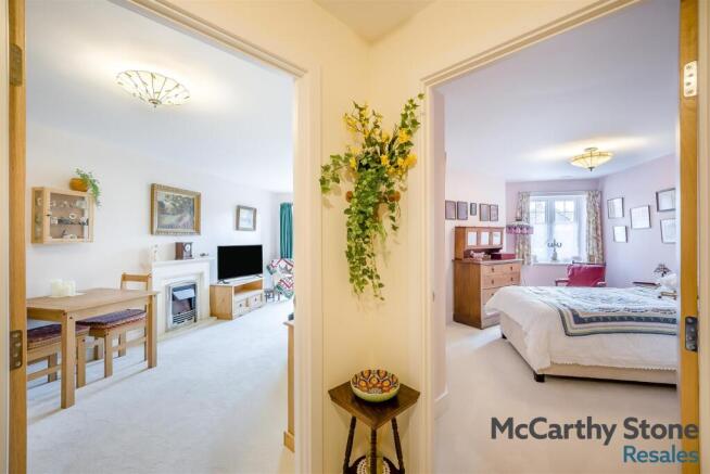 8683560-interior04.jpg