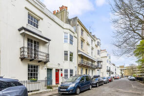 24, Russell Square, Brighton BN1 2EE