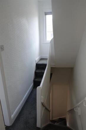 3 bed Private Halls to rent Image 12