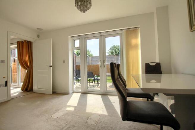 3 bed Detached for sale Image 4