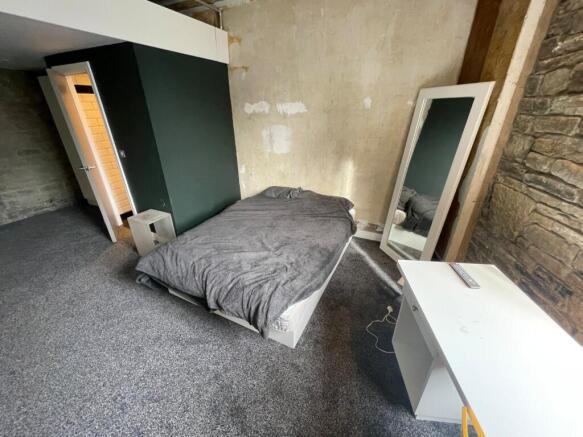 1 bed Apartment to rent Image 12