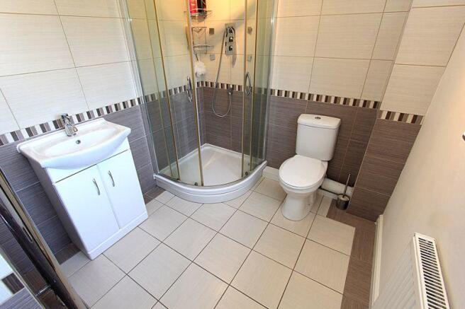 En-Suite Showe...