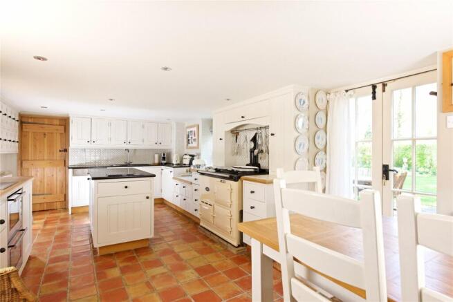 Kitchen/Breakfast Rm