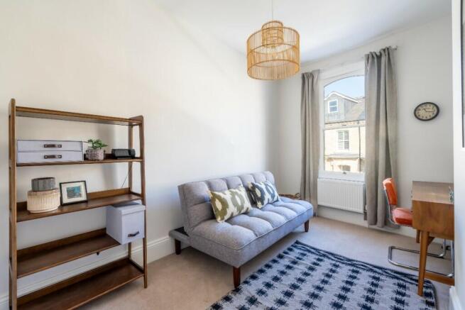3 bed End of Terrace to rent Image 8