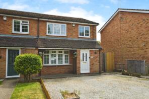 5, Vicarage Gardens, Flamstead, St. Albans AL3 8EF