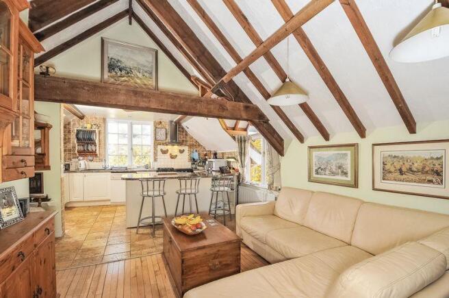 Kitchen/Dining...